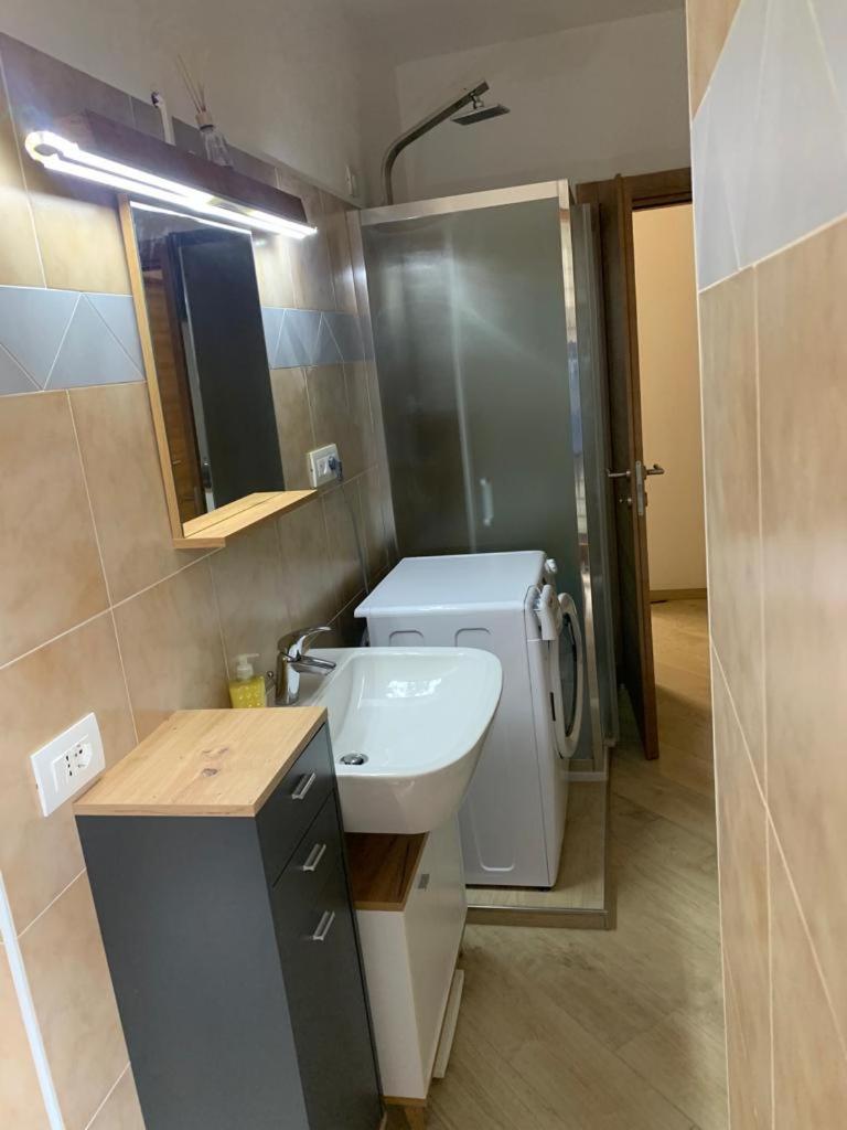 Alfiume B Apartman Tirano Kültér fotó